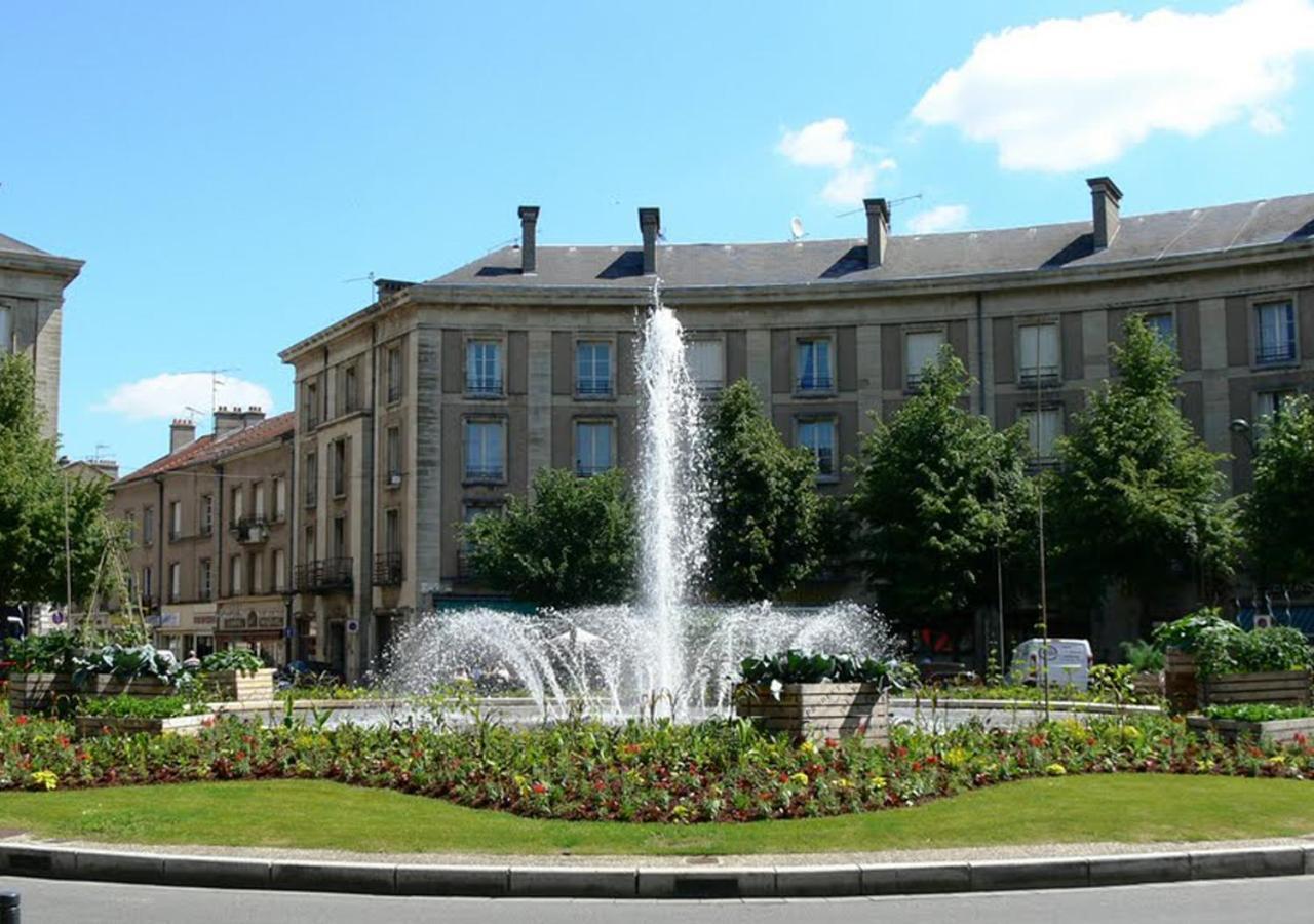 Charmant Appartement Au Coeur De Toul Eksteriør bilde
